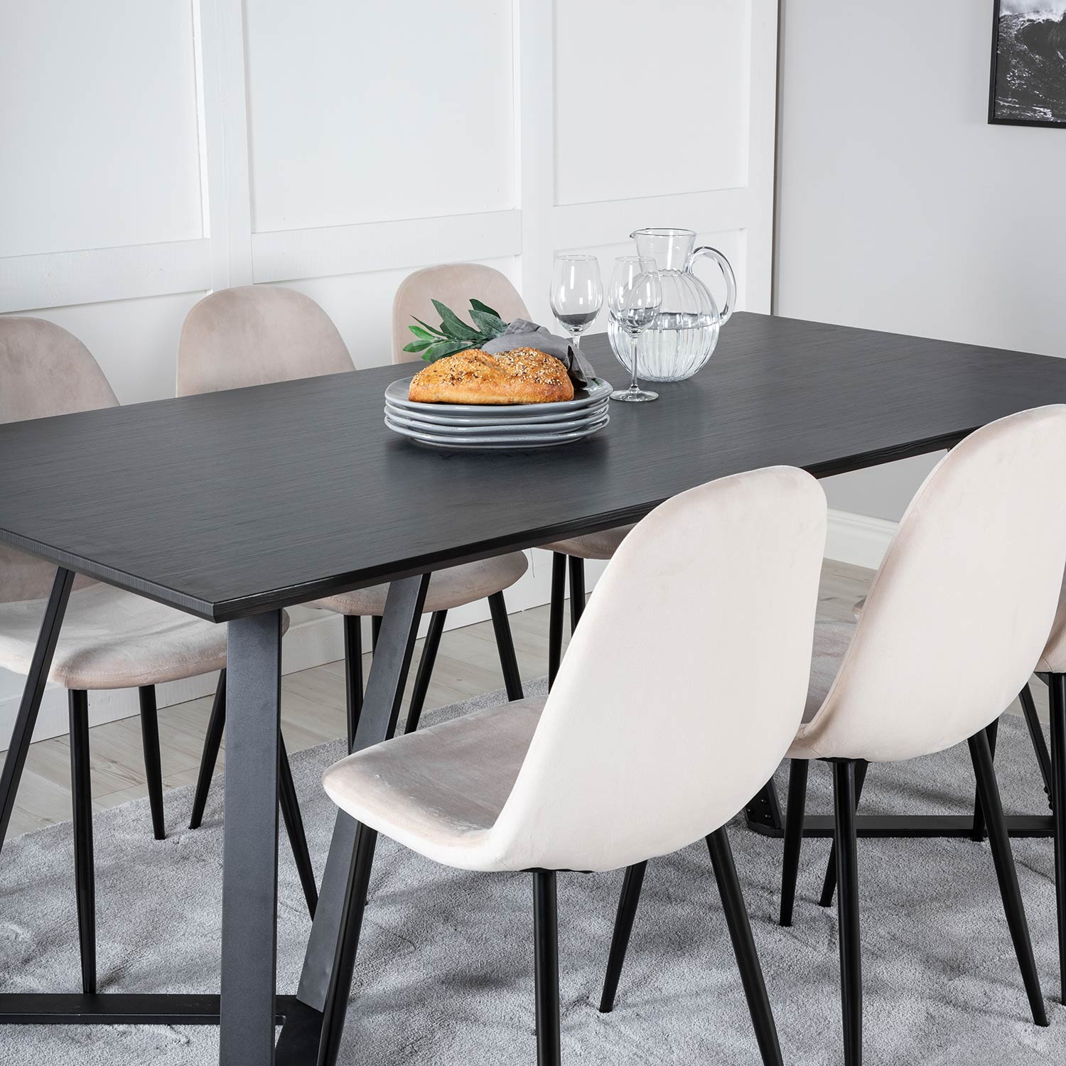 Matgrupp Venture Home Madde med 6 Pobbie Stolar Sammet