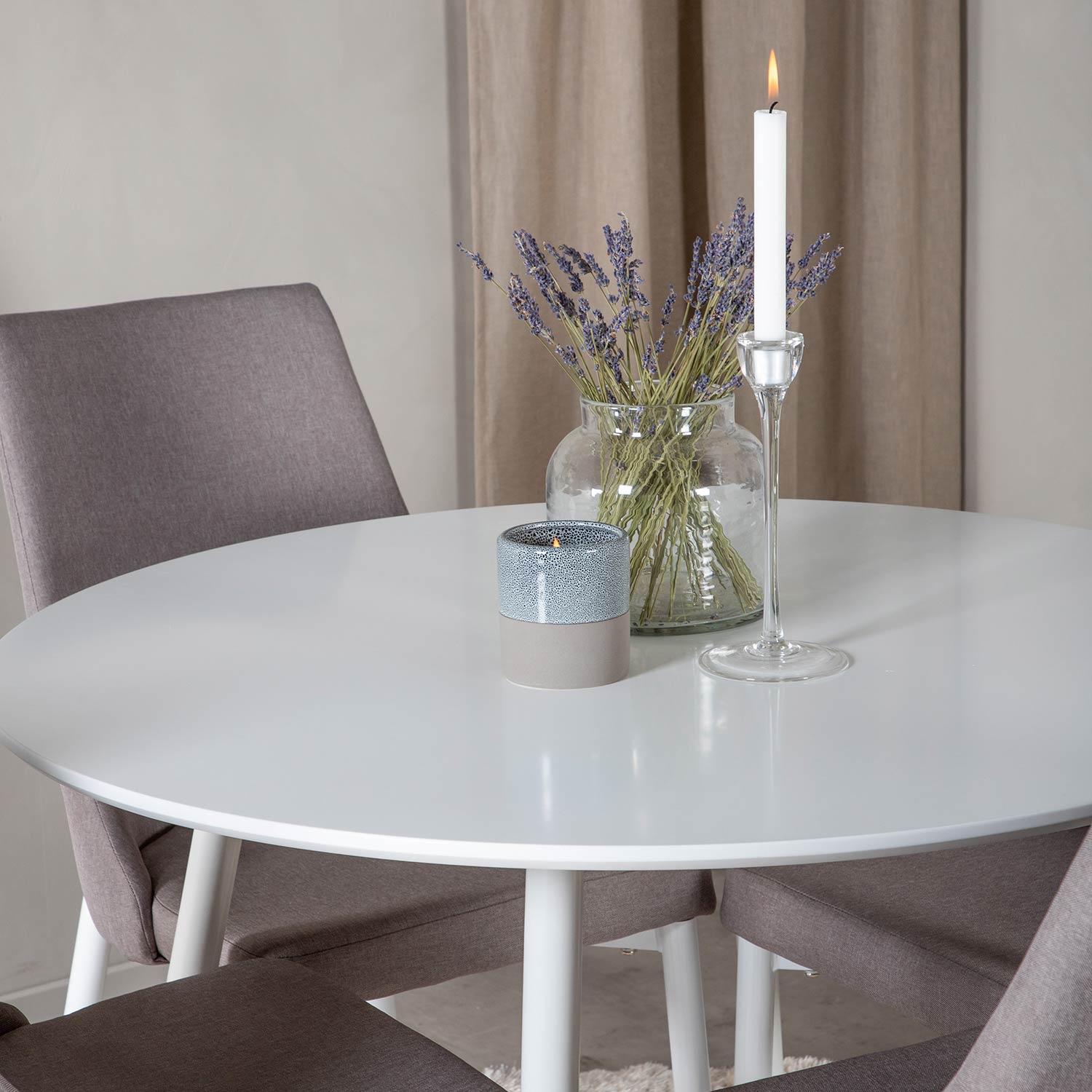 Matgrupp Venture Home Plake1 med 4 Laura Stolar Polyestertyg Runt