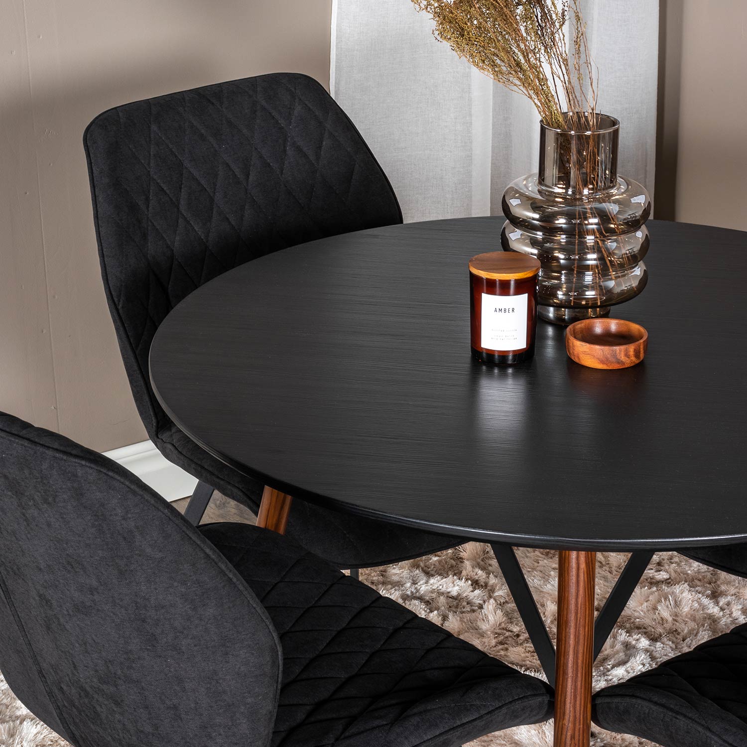 Matgrupp Venture Home Plake med 4 Geneva Stolar Runt