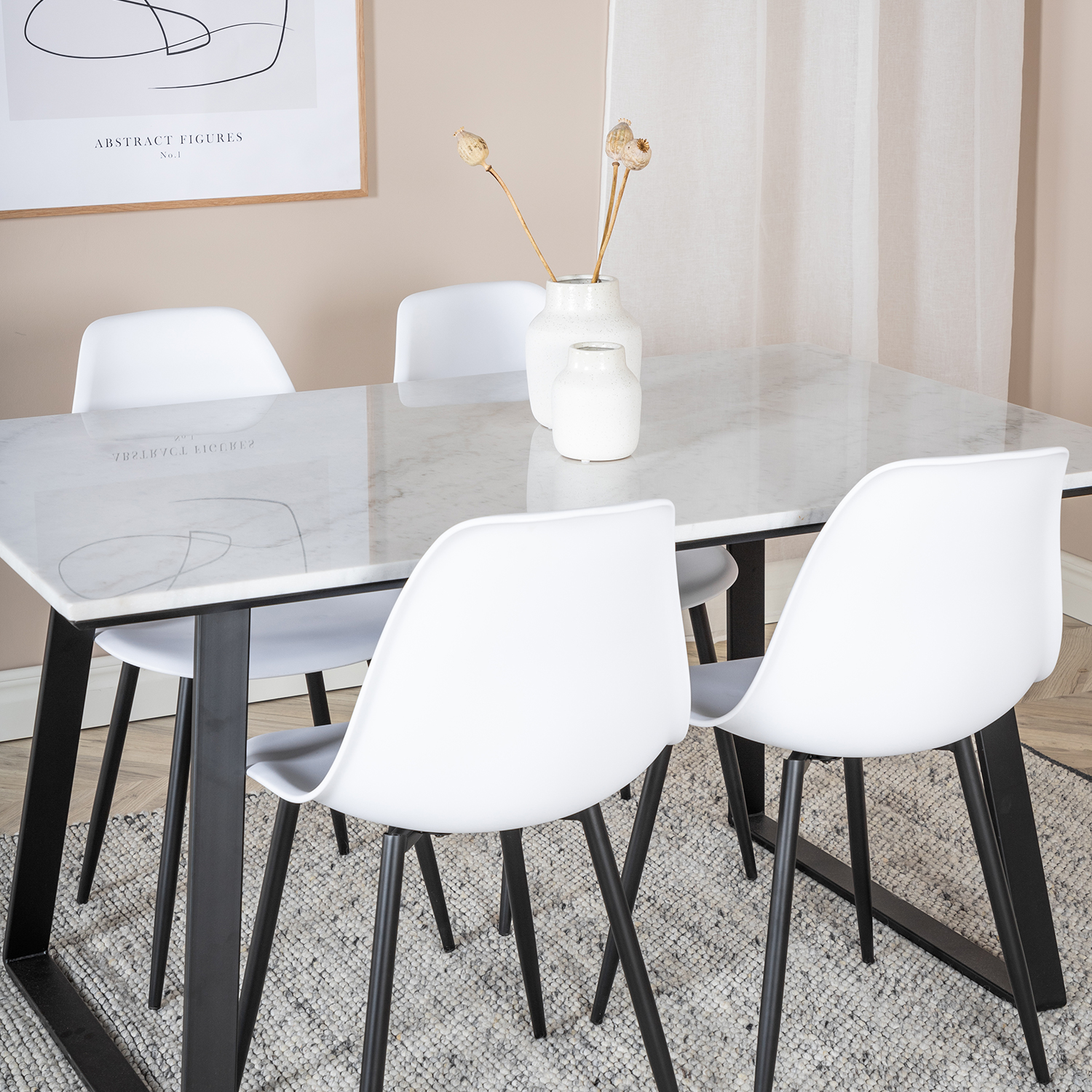 Matgrupp Venture Home Estelle 140 med 4 Pop Stolar