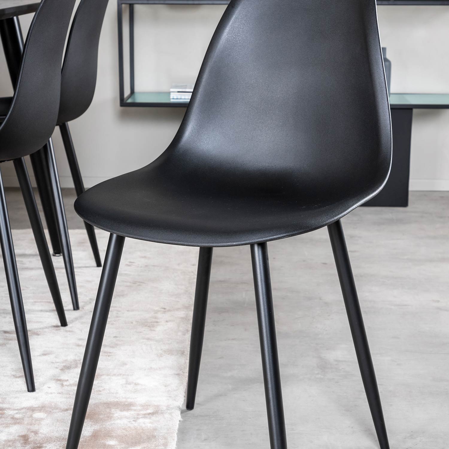 Matgrupp Venture Home Dipp med 6 Polar Plast Stolar