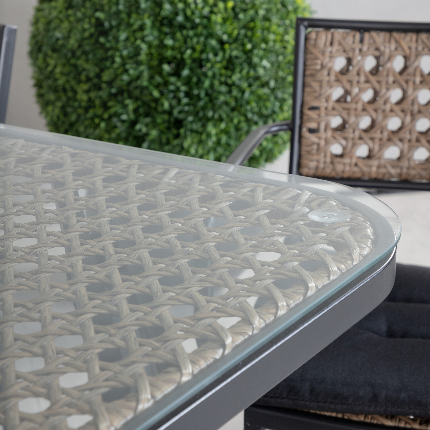 Matgrupp Venture Home Olle med 6 Olle Matstolar