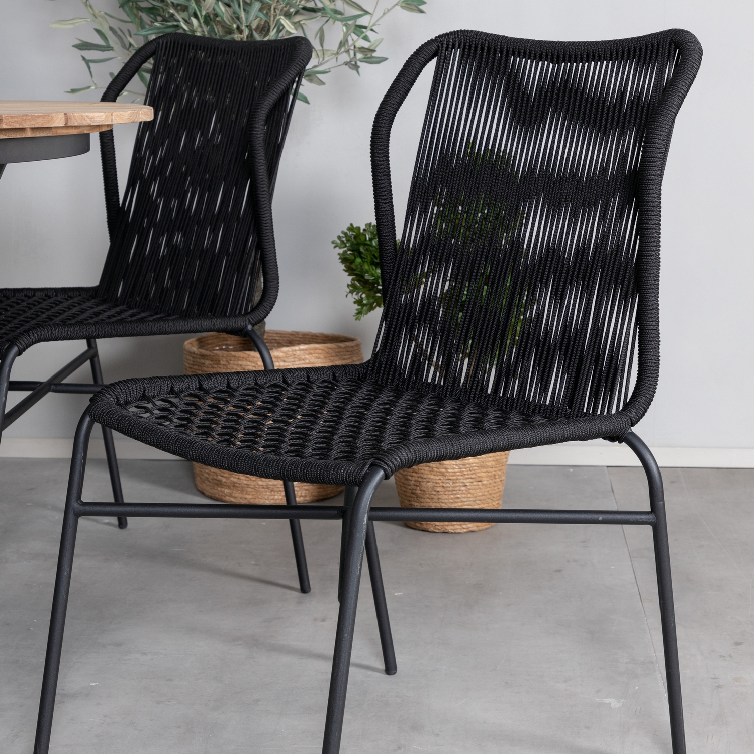 Matgrupp Utomhus Venture Home Meya med 6 Jefferson Stapelbara Trädgårdsstolar