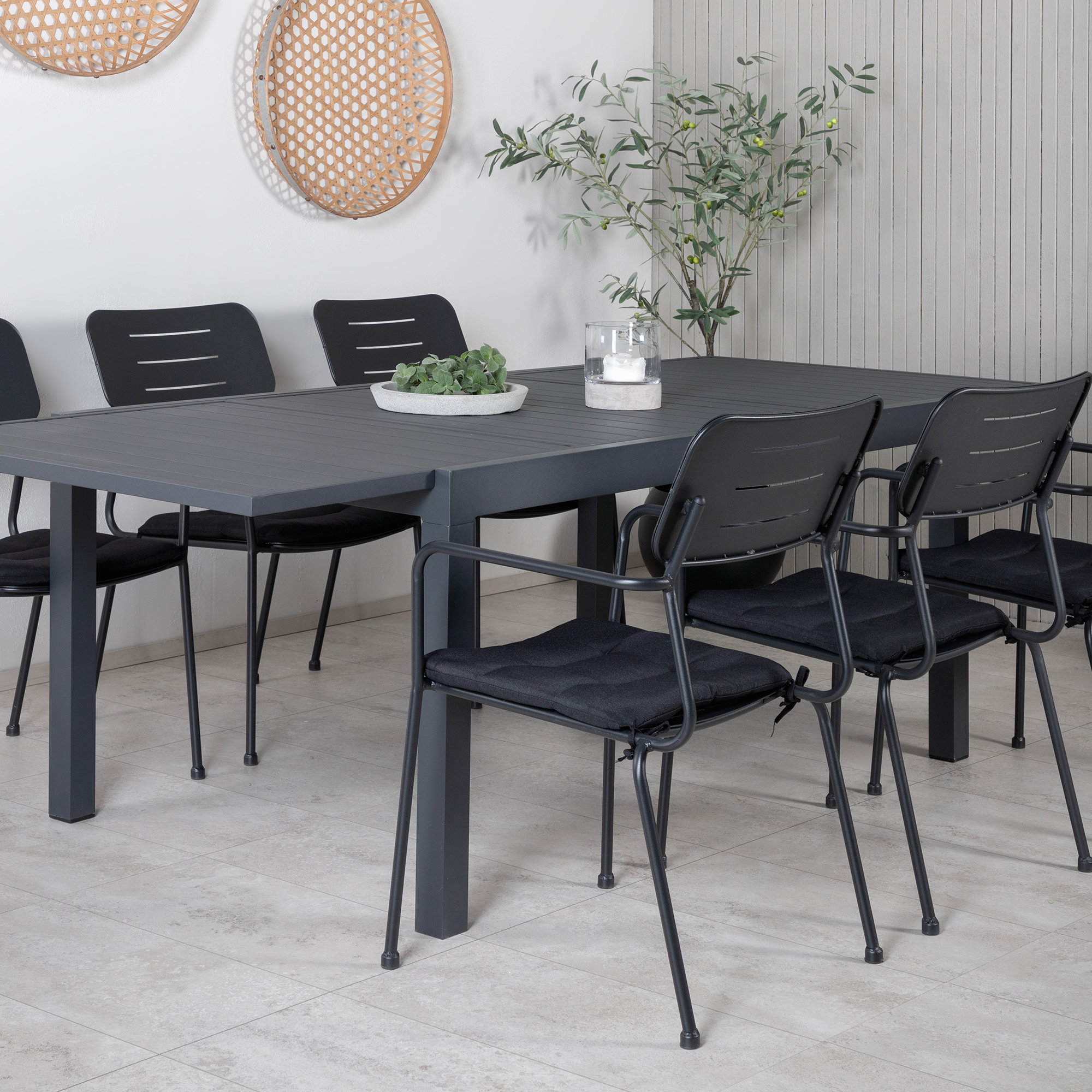 Matgrupp Venture Home Marbella med 6 Nice Stolar