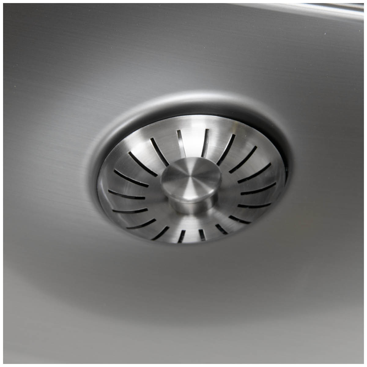 Enkelvask Strand Stainless SOLID med clips PVD Gun Metal