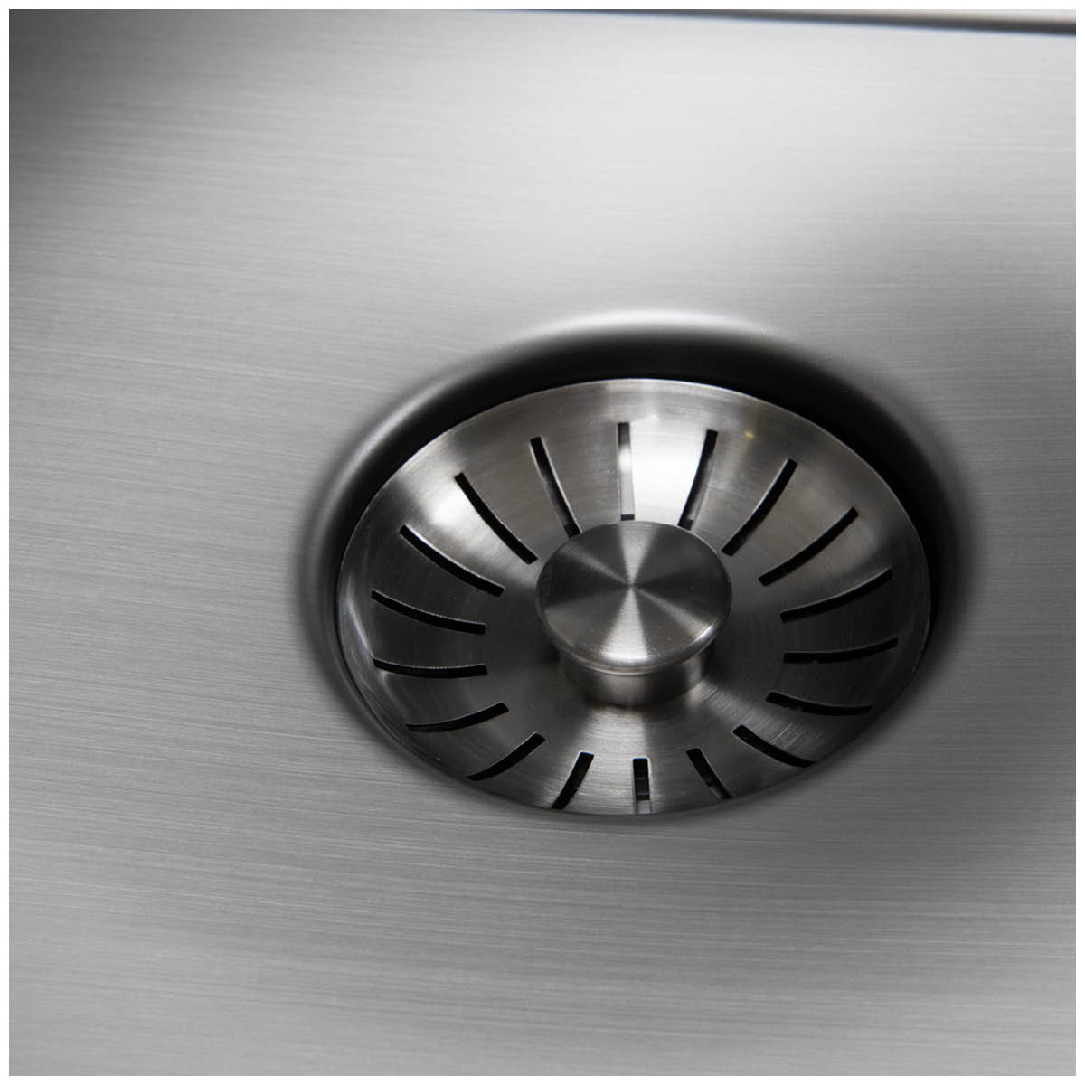 Enkelvask Strand Stainless SOLID med clips PVD Gun Metal