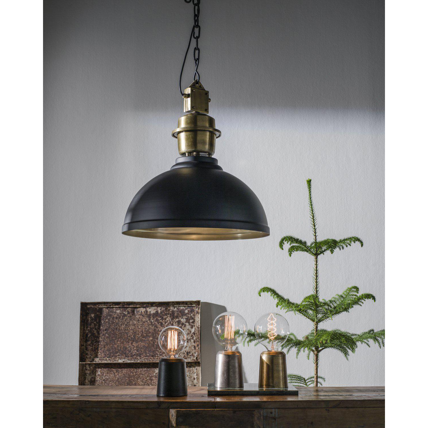 Taklampa PR Home Manchester