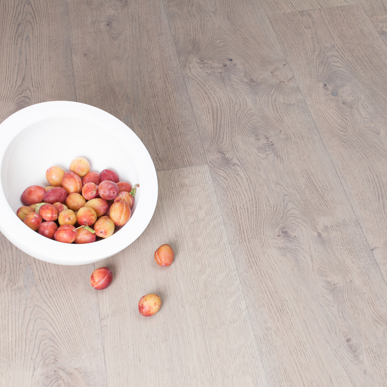 Grå fiskbensparkett