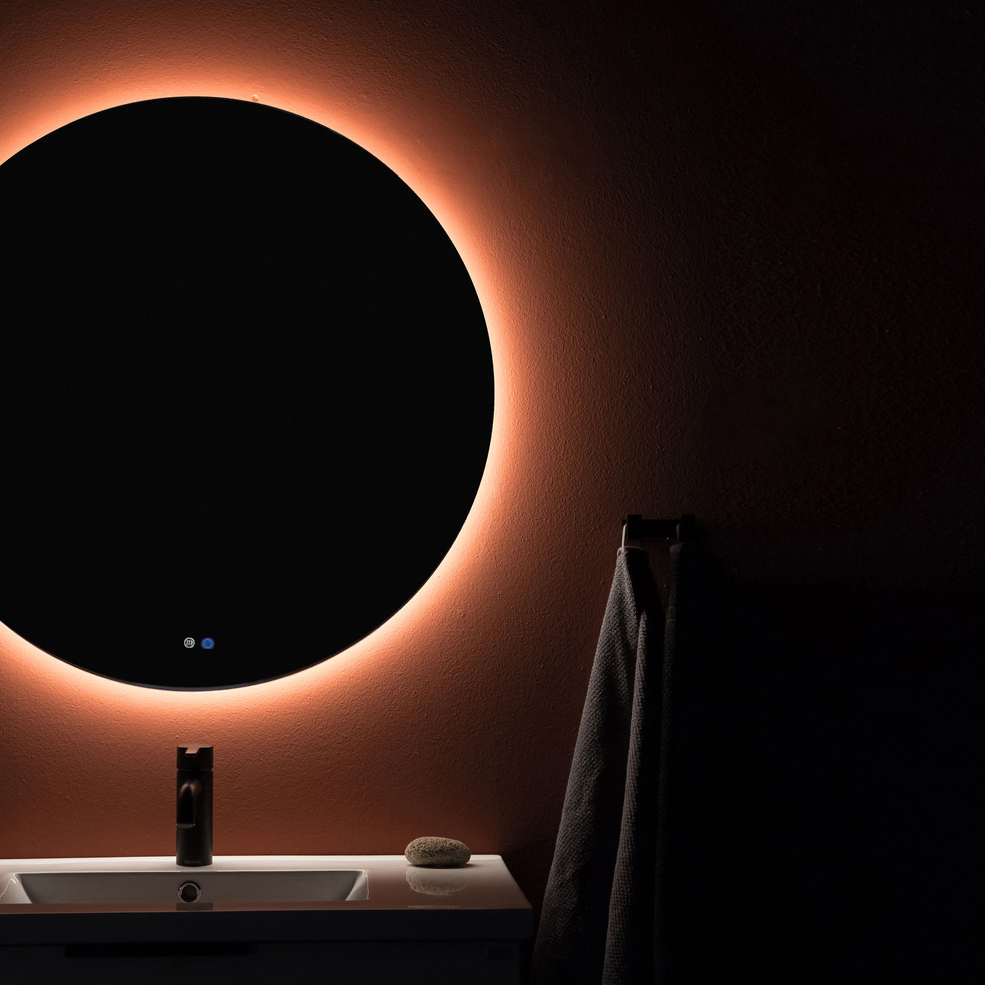 Möbelpaket 4AQUA Slim 60 med Tvättställ och Spegel Aura LED