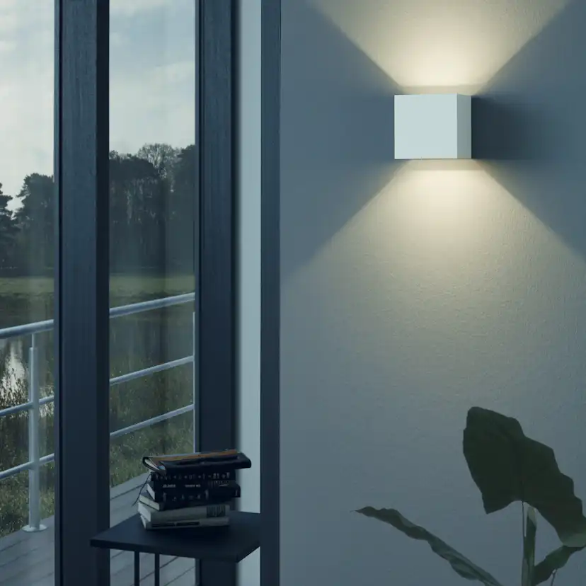 Vägglampa Eglo Calpino