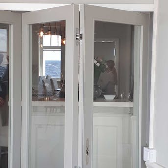 Vikdörrar glas Vikdörrar glas